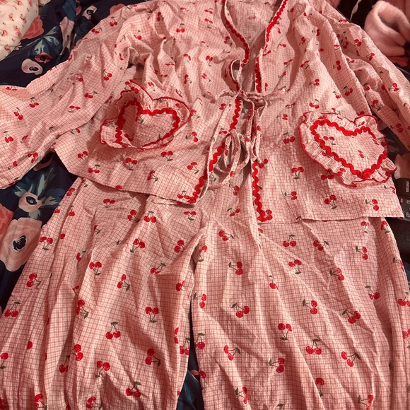 Pink gingham pajama set - Picture 1 of 2